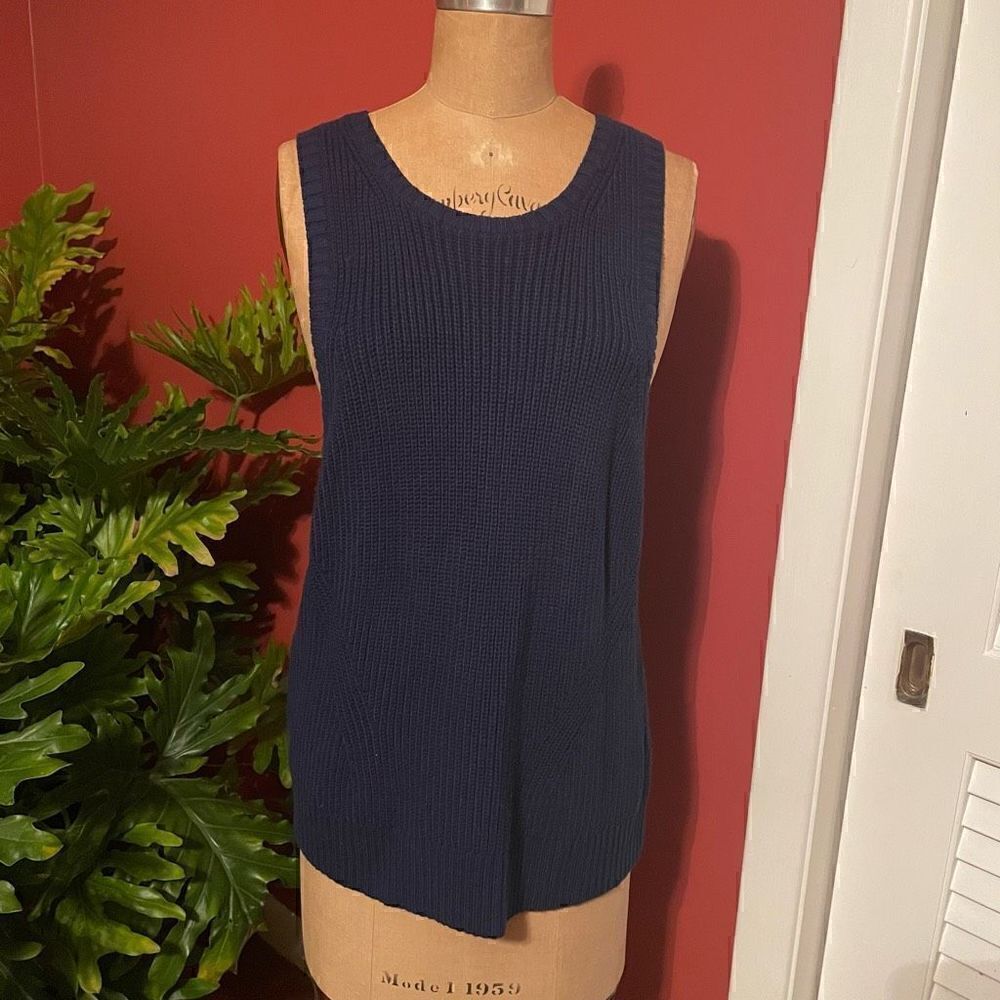 BANANA REPUBLIC | navy blue organic cotton sleeveless sweater L NWT $39